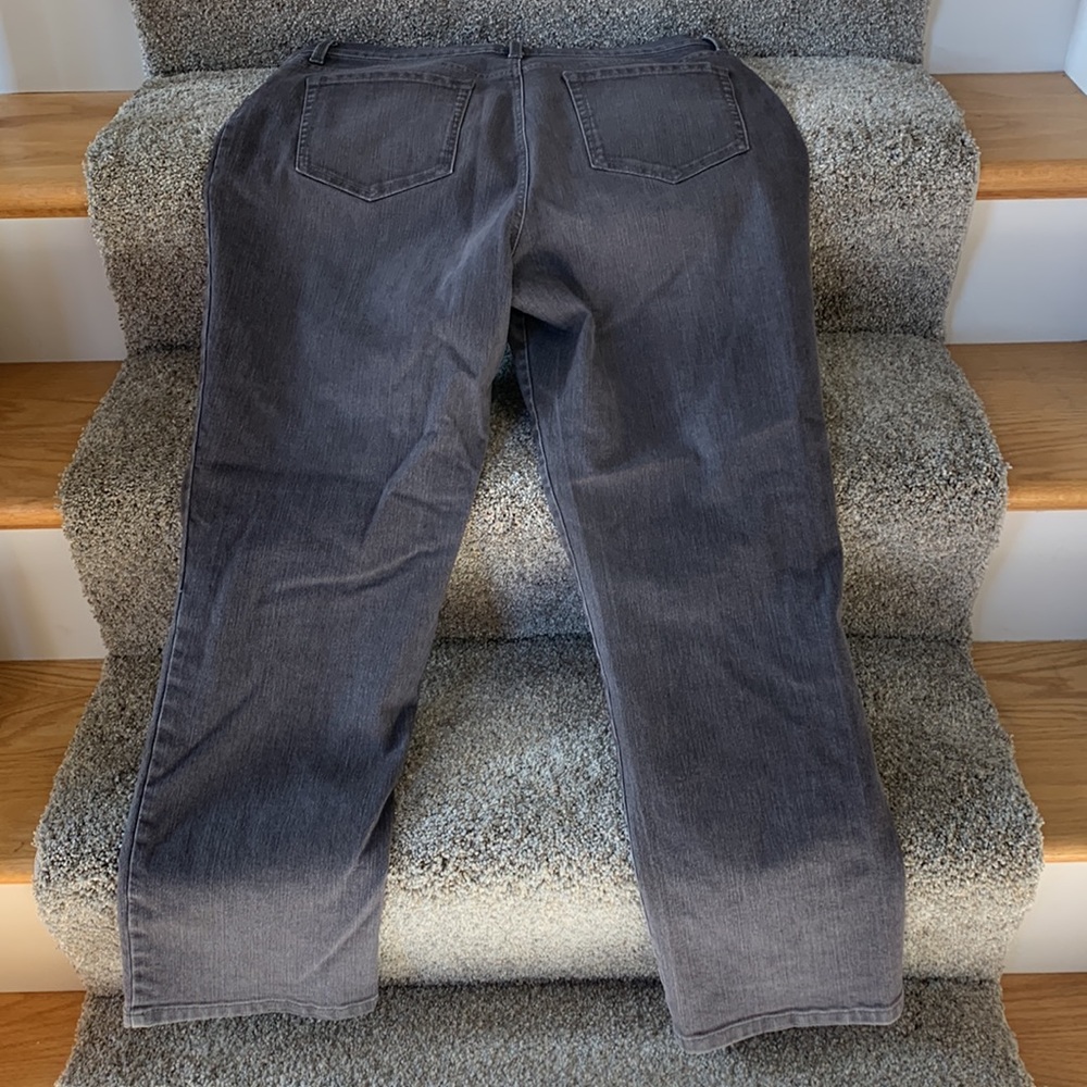 GV Gray Stretch Amanda Mid Rise Straight Leg Jeans Size 14S - Picture 7 of 7